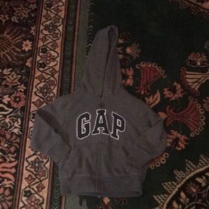 Boys baby Gap size 3 gray sweatshirt